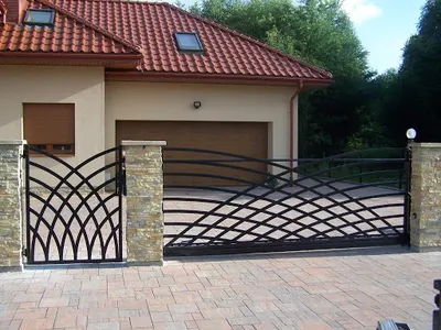 Brambud - Bramy. Balustrady.Schody i Automatyka do bram